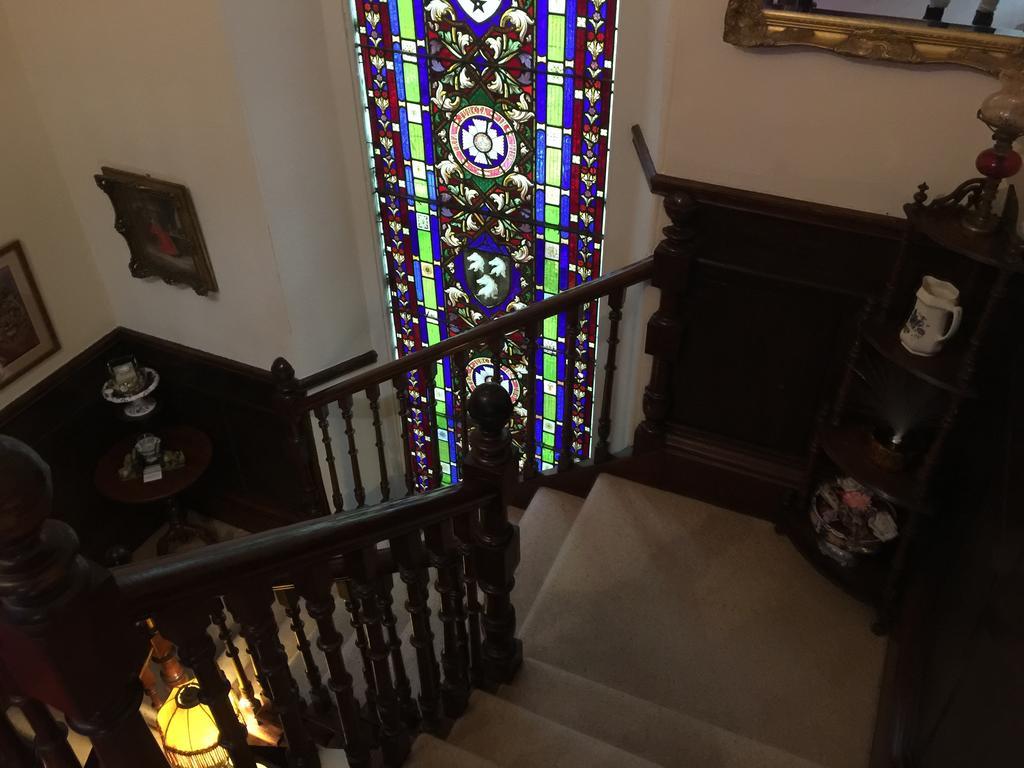 The Priory B&B Whitchurch  エクステリア 写真