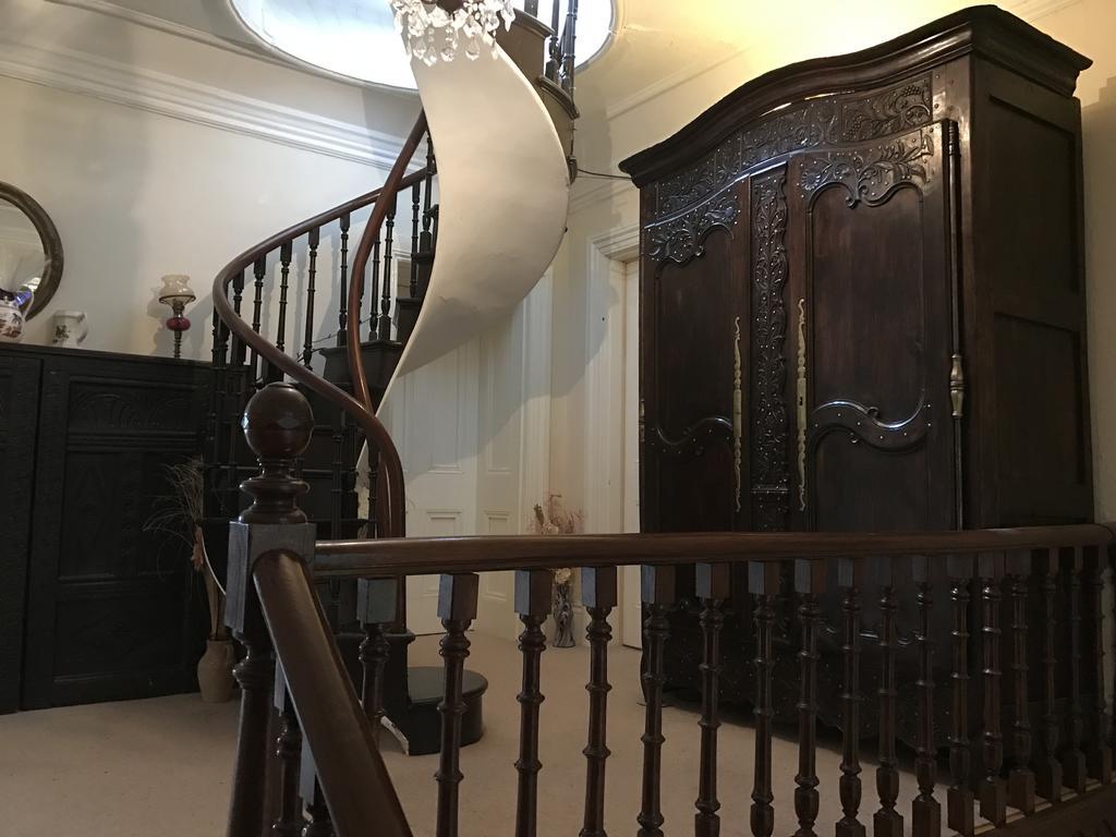 The Priory B&B Whitchurch  エクステリア 写真