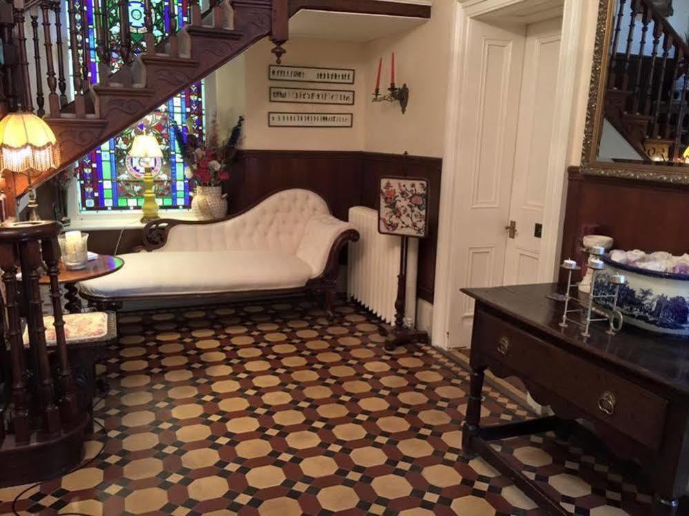 The Priory B&B Whitchurch  エクステリア 写真