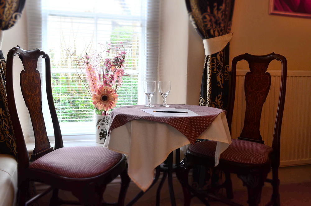 The Priory B&B Whitchurch  エクステリア 写真