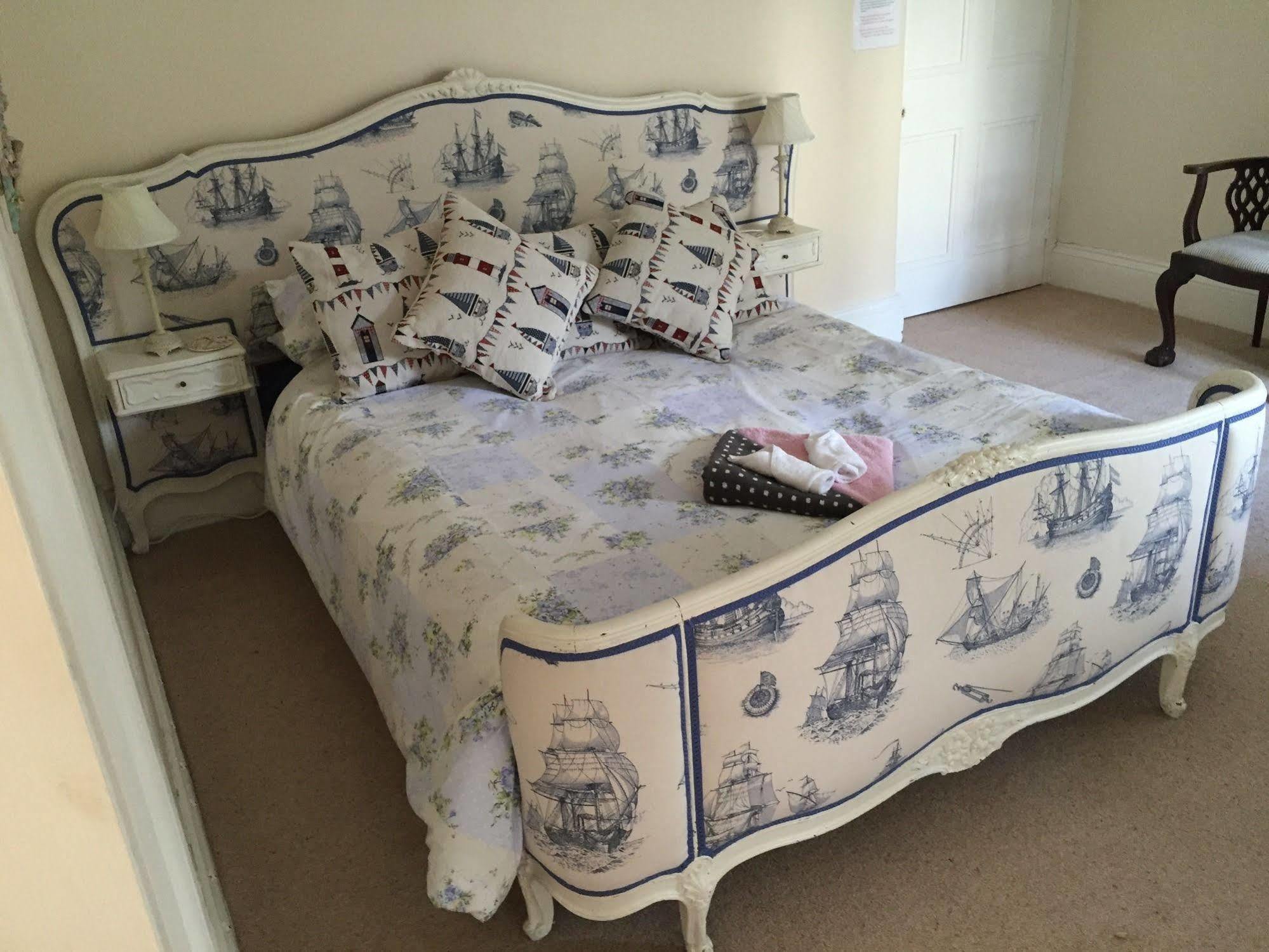 The Priory B&B Whitchurch  エクステリア 写真