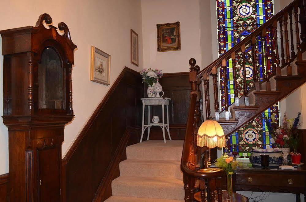 The Priory B&B Whitchurch  エクステリア 写真