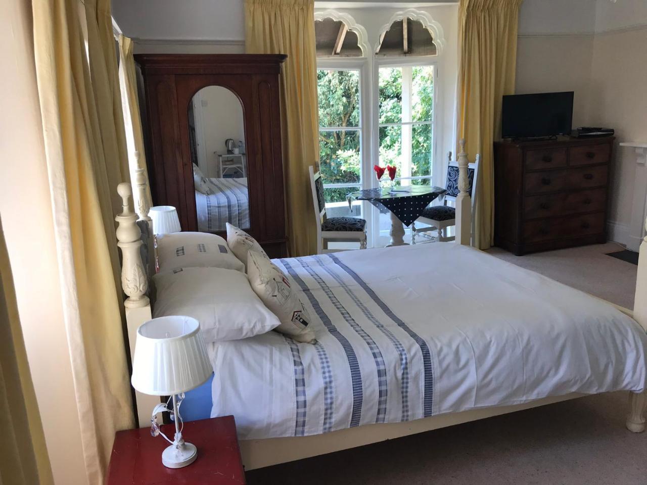 The Priory B&B Whitchurch  エクステリア 写真