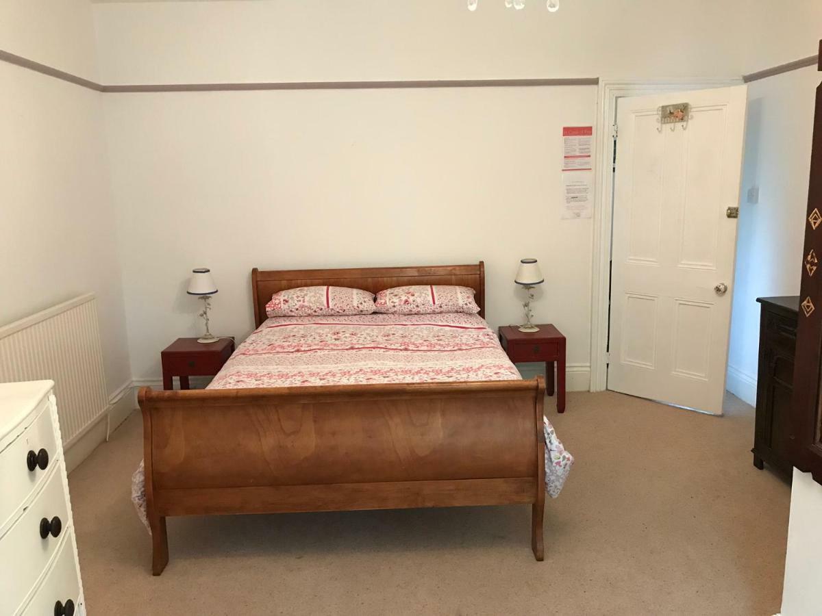 The Priory B&B Whitchurch  エクステリア 写真