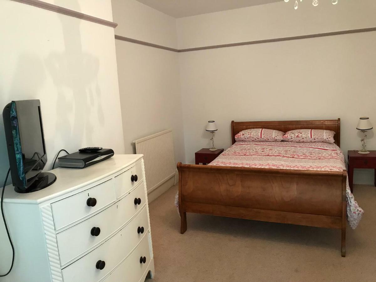 The Priory B&B Whitchurch  エクステリア 写真